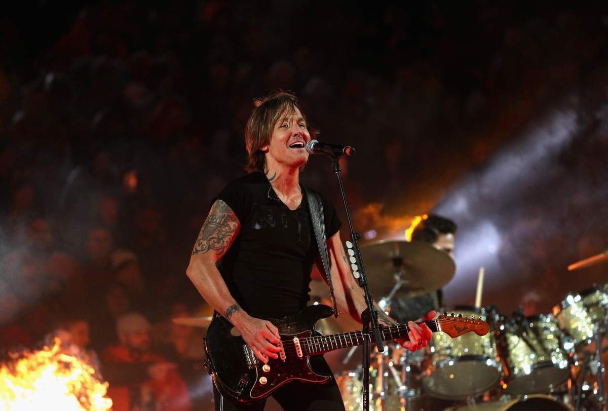 Keith Urban performs during the 2019 Coors Light NHL Stadium Series game between the Pittsburgh Penguins and the Philadelphia Flyers at Lincoln Financial Field on Feb. 23, 2019 in Philadelphia, Pa.