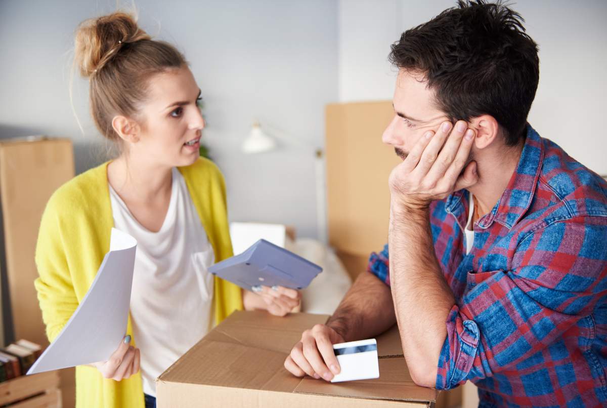 The average Canadian household used nearly 15 per cent of its disposable income to meet its debt obligations during the last three months of 2018.