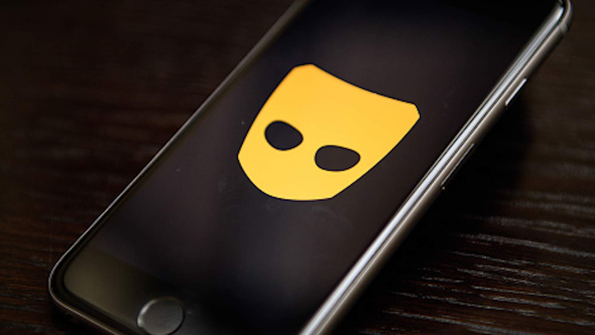 Grindr is being used to lure victims to assault by young people, RCMP warn