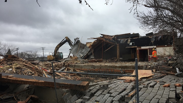 For close to 50 years the Pump Roadhouse was a staple in Regina’s bar scene, but on Wednesday demolition began to make way for a new mosque.
