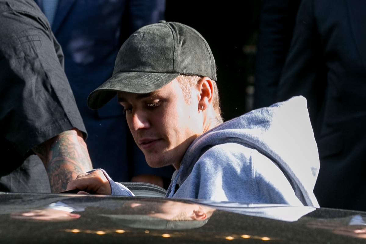Justin Bieber leaves his hotel on Sept. 22, 2016, in Paris, France.