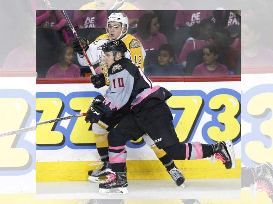 Brandon Wheat Kings' Stelio Mattheos playing against Calgary Hitmen's Jakob Stukel Feb. 22, 2017.
