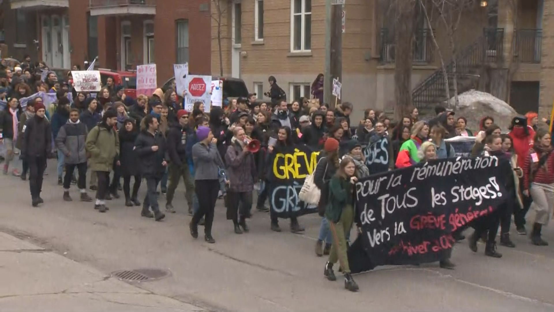 Quebec Students March To Education Ministry Over Unpaid Internships Montreal Globalnews Ca