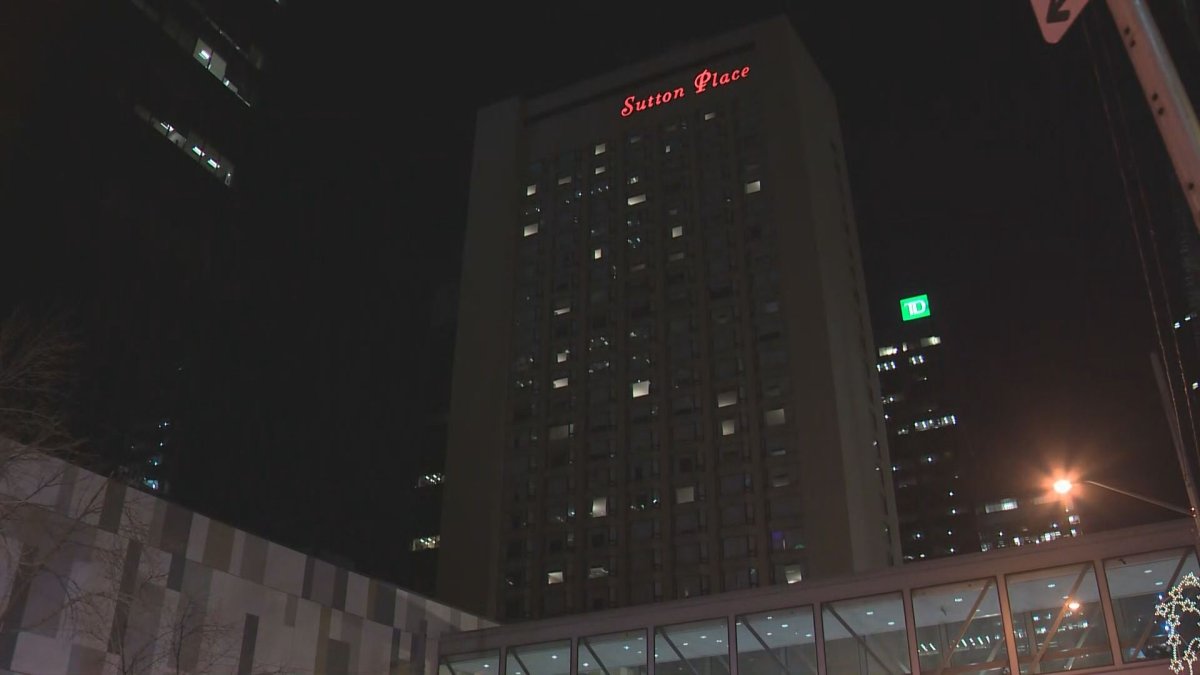 Downtown Edmonton hotel evacuated after fire on 27th floor - Edmonton ...