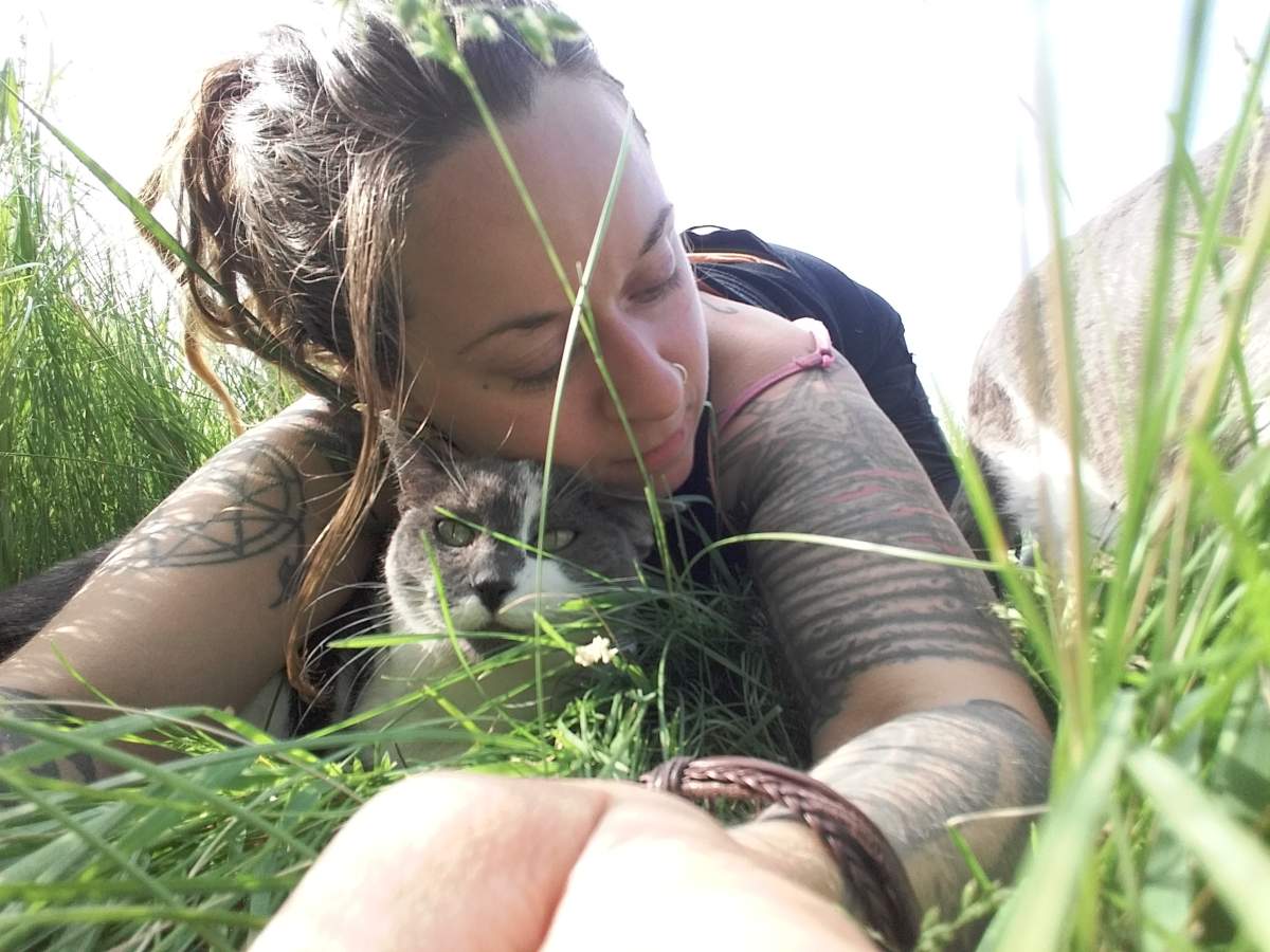 Druelle Behrens with her cat, Sage.