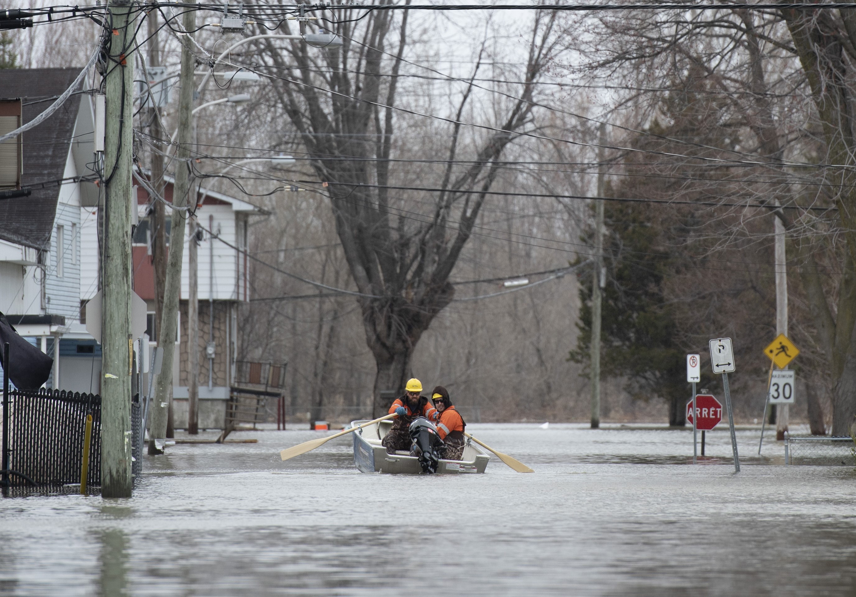 How Canadians Can Assist Flooding Victims In Ontario, Quebec And N.B ...