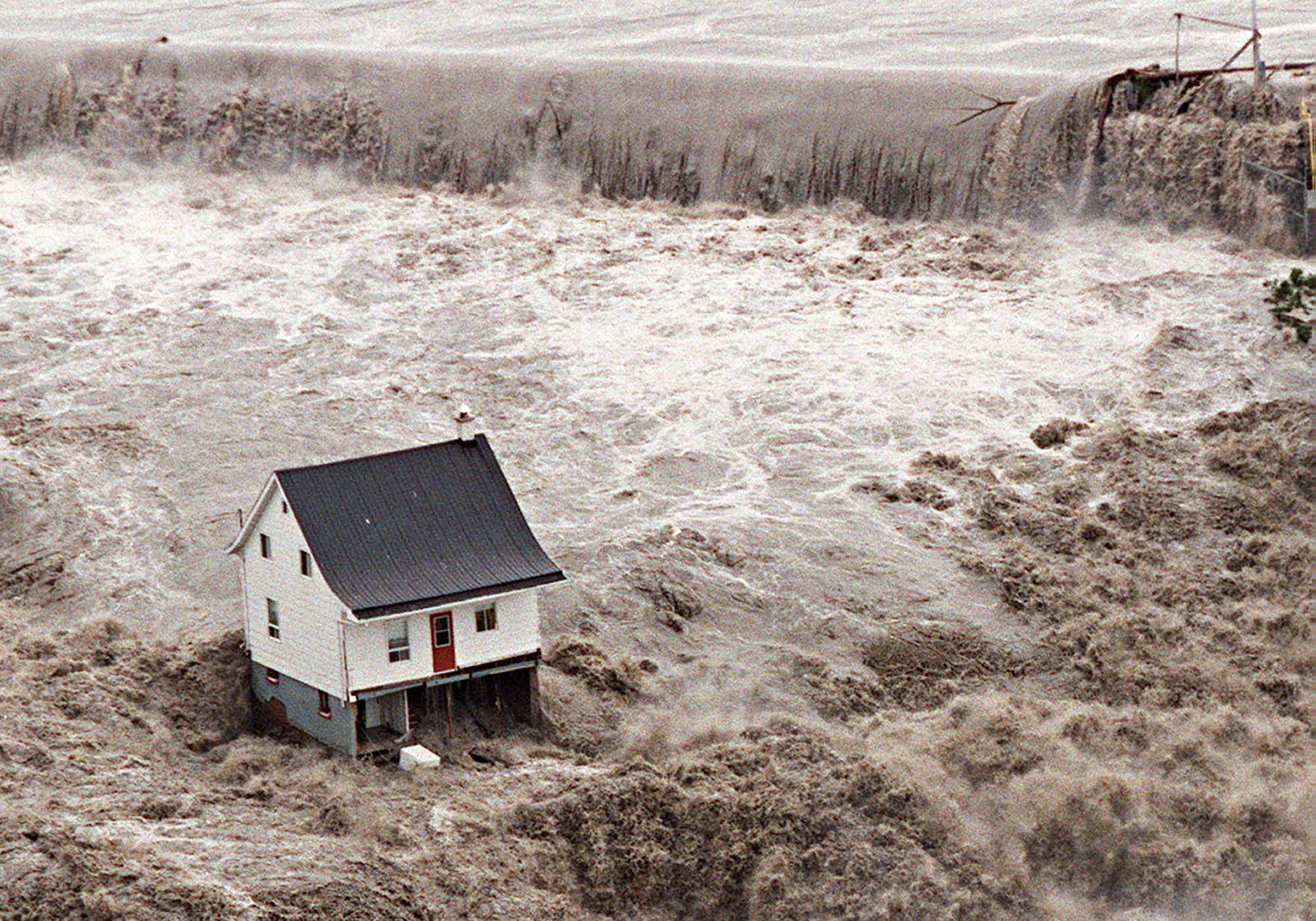 ‘Still makes me sad’: Memories of devastating Saguenay flood 30 years on