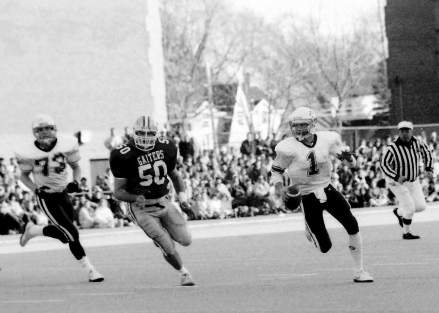 Former Saint Mary's Husky Chris Flynn will have his jersey retired at a ceremony in October. 