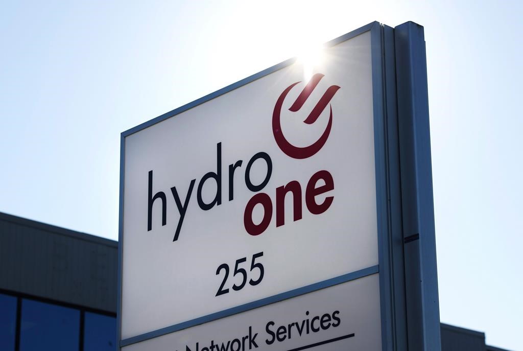 A Hydro One office is pictured in Mississauga, Ont. on Wednesday, November 4, 2015.