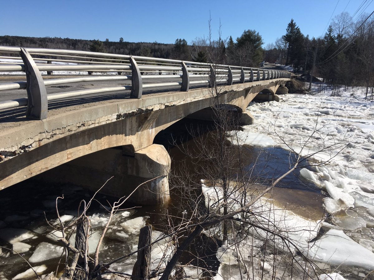 A build up of ice flows along the Nashwaak River in the area of Stanley Bridge have forced the province to issue a flood stage warning on April 1, 2019.