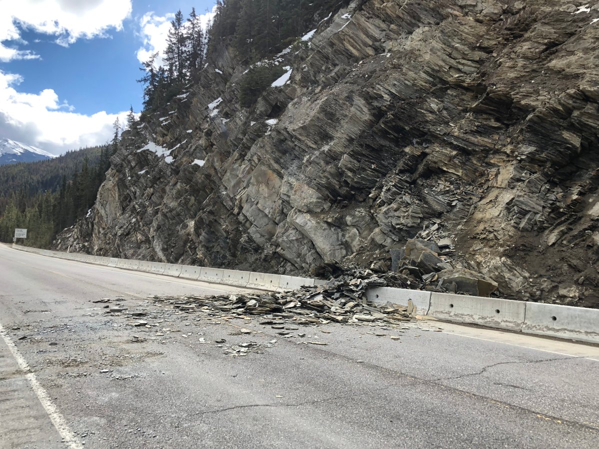 Highway 16 west of Jasper was reopened after a rock slide briefly forced its closure, Jasper RCMP said on Sunday afternoon.