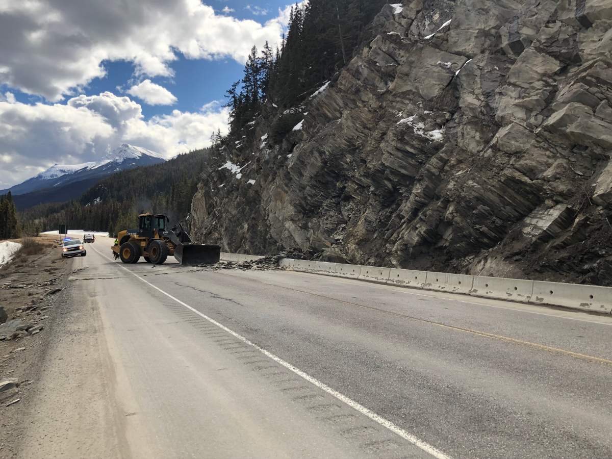 Highway 16 west of Jasper was reopened after a rock slide briefly forced its closure, Jasper RCMP said on Sunday afternoon.