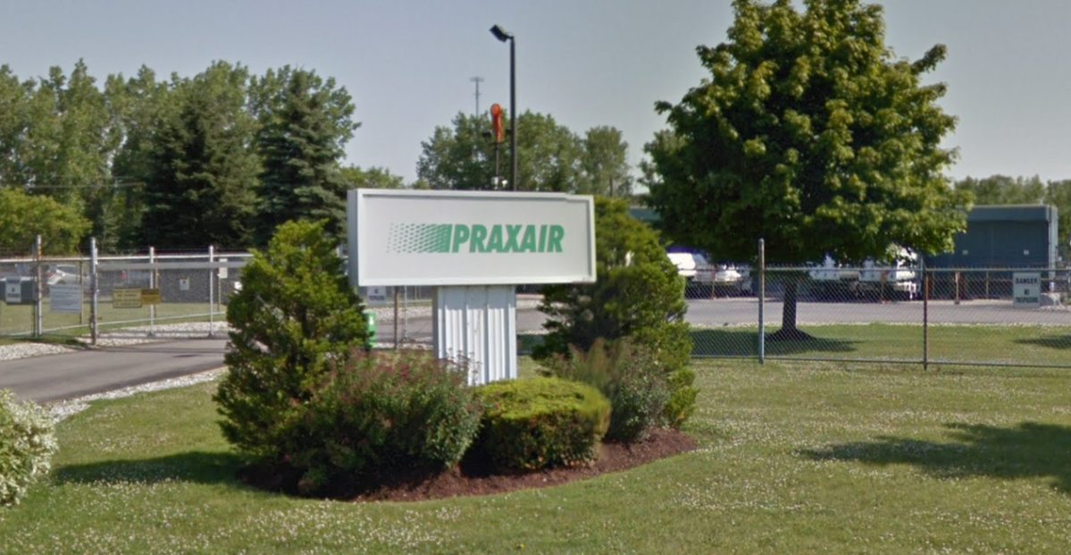 The Minsitry of labour is investigating a scene at Praxair in Paris, Ontario after man was killed in what's believed to be a work place accident.