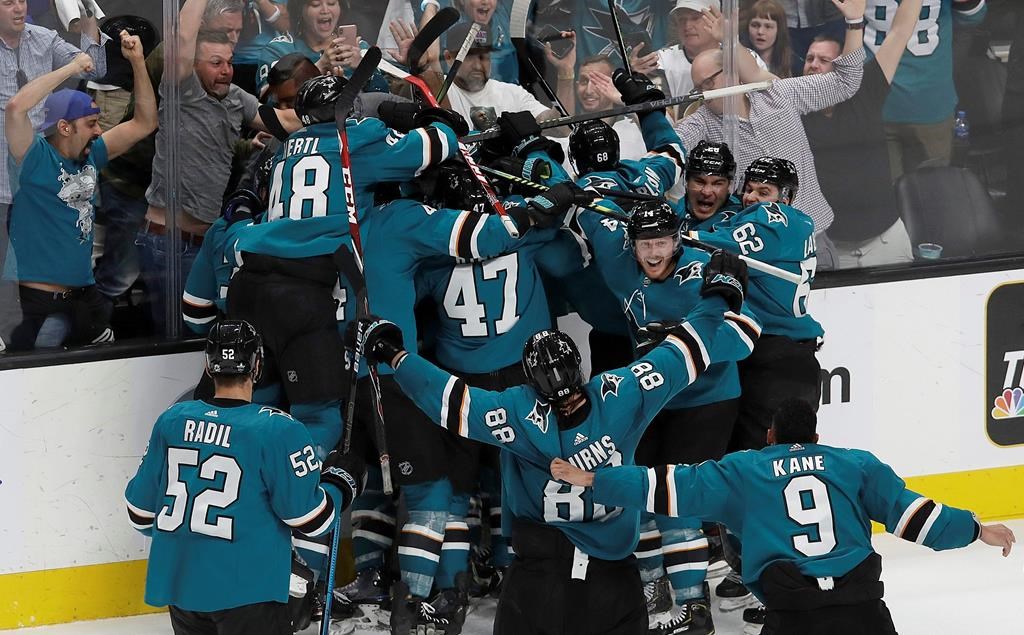 San Jose Sharks score 4 goals in 4 