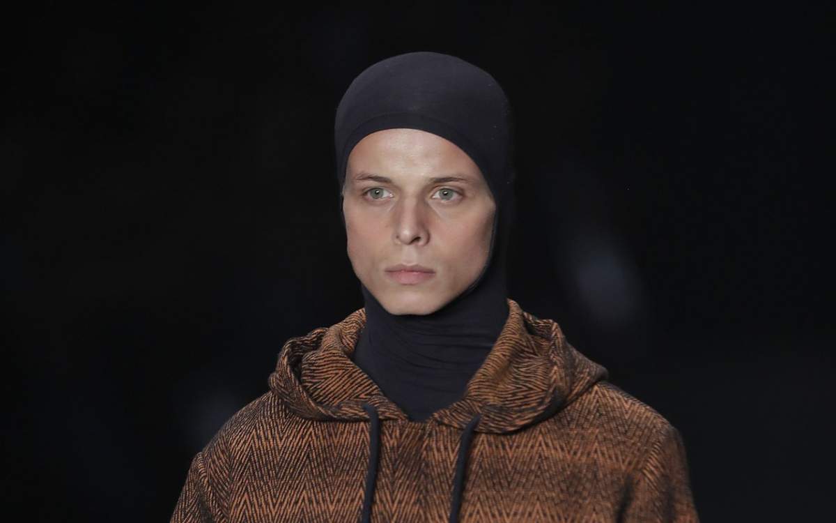 Model Tales Soares wears a creation from Ratier collection during Sao Paulo Fashion Week in Sao Paulo, Brazil, Friday, April 26, 2019. A statement from organizers said that Soares died after taking ill while participating in the Sao Paulo Fashion Week. (Thenews2 via AP)