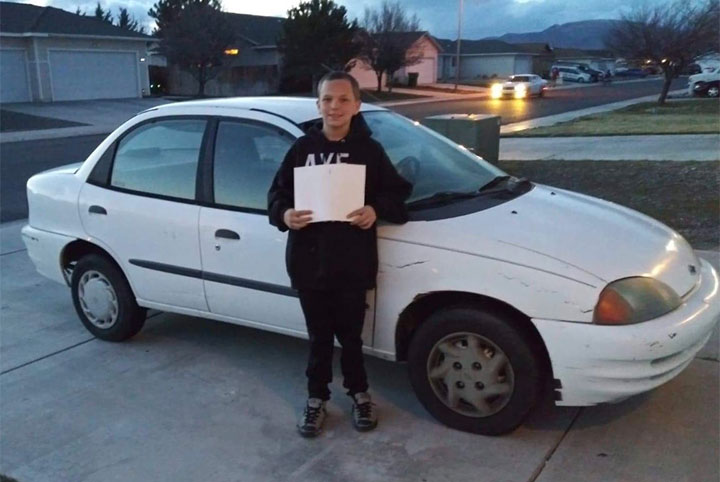 13 Year Old Trades In His Xbox Does Yard Work To Buy Car For His Single Mother National Globalnews Ca