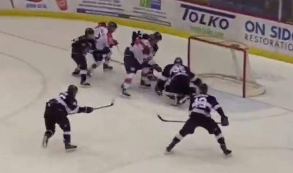 The Vernon Vipers' Connor Marritt scores in the second period against the Wenatchee Wild. 