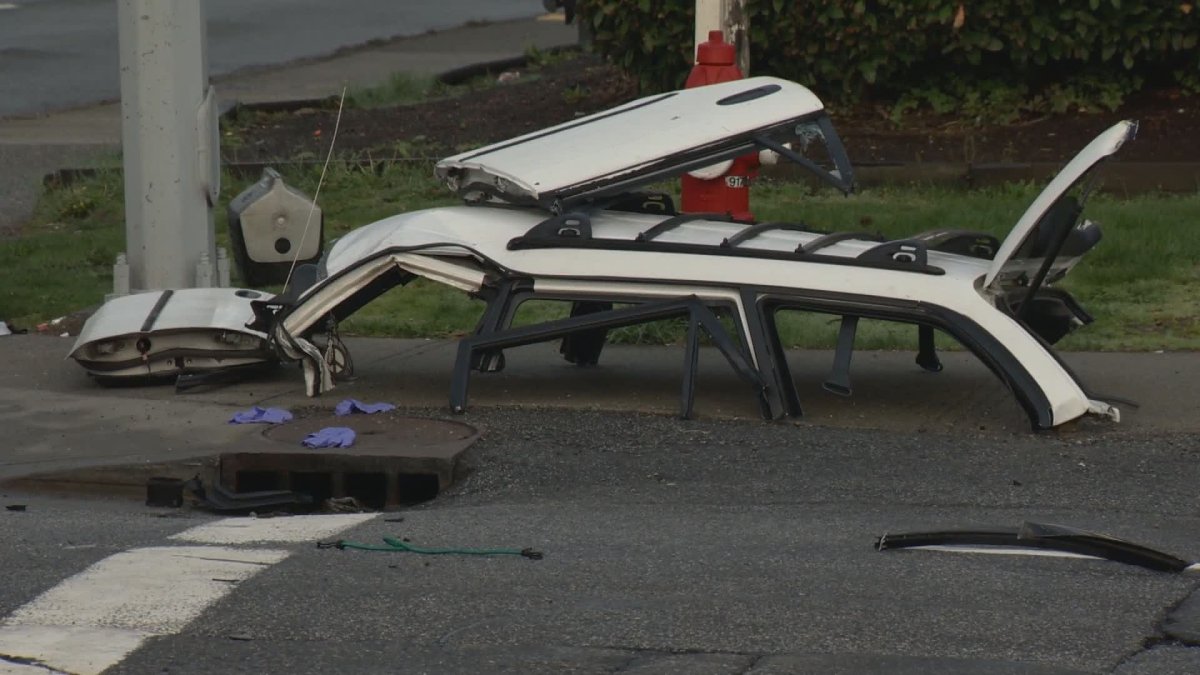 Driver suffers ‘potentially lifealtering’ injuries after serious car crash in Surrey BC
