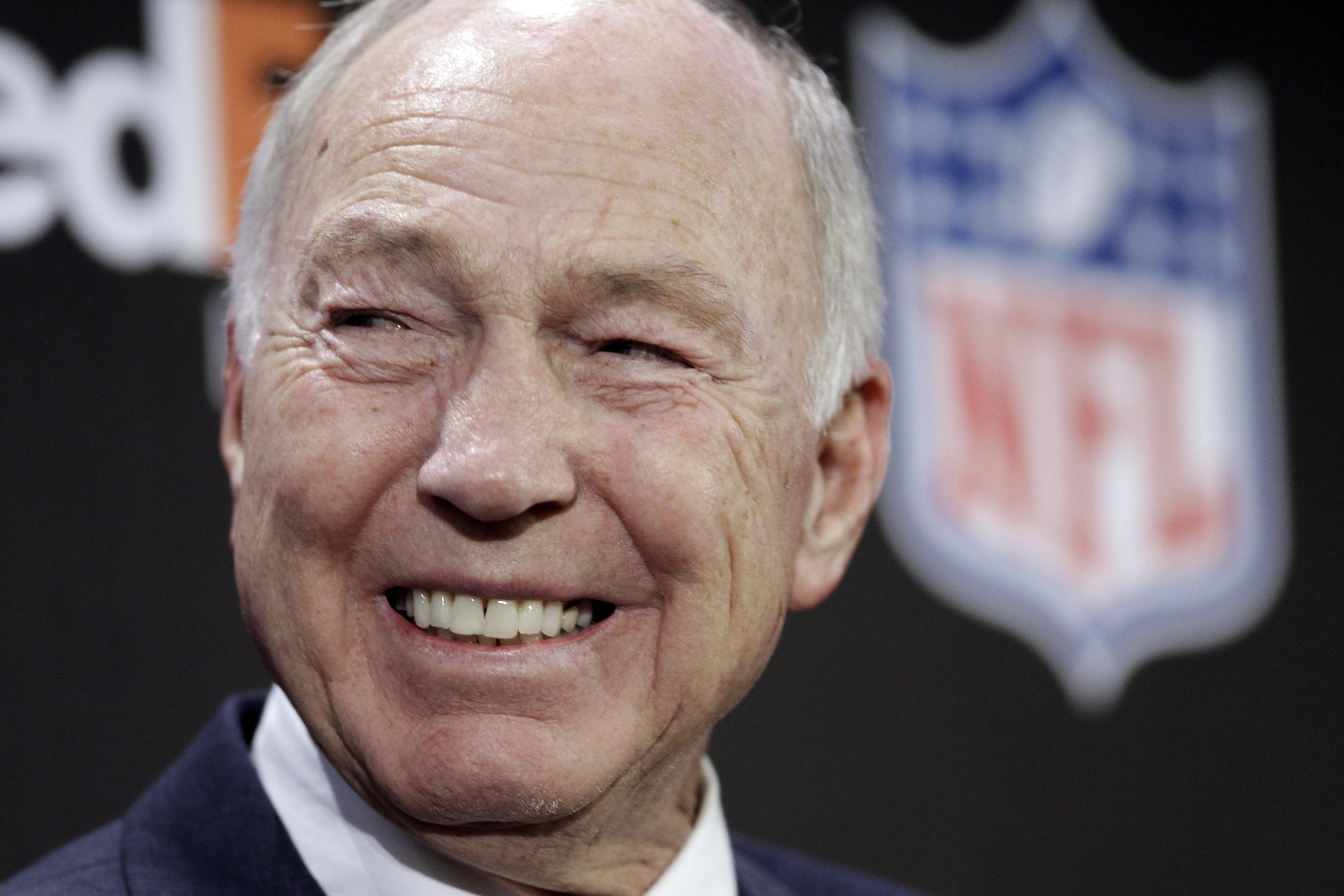 Bart Starr: Green Bay Packers legendary quarterback dies at age 85