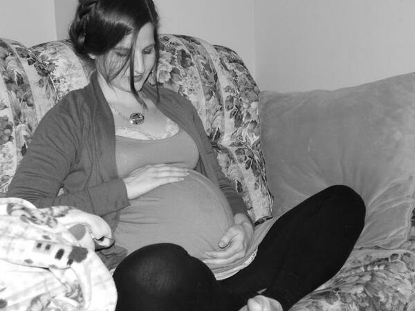 Toronto mother Anne Thériault developed serious dental health problems during pregnancy in 2010.