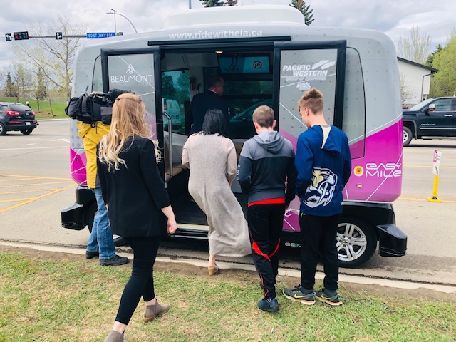 Beaumont residents checking out ELA, the driverless shuttle that’s part of Edmonton’s Electric Autonomous vehicle pilot project.
