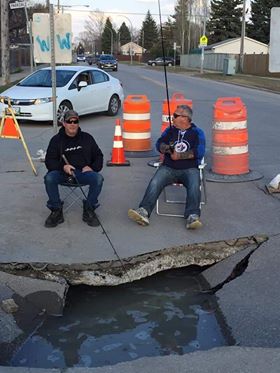 Ness Avenue ‘sinkhole’ catching attention in west Winnipeg - image