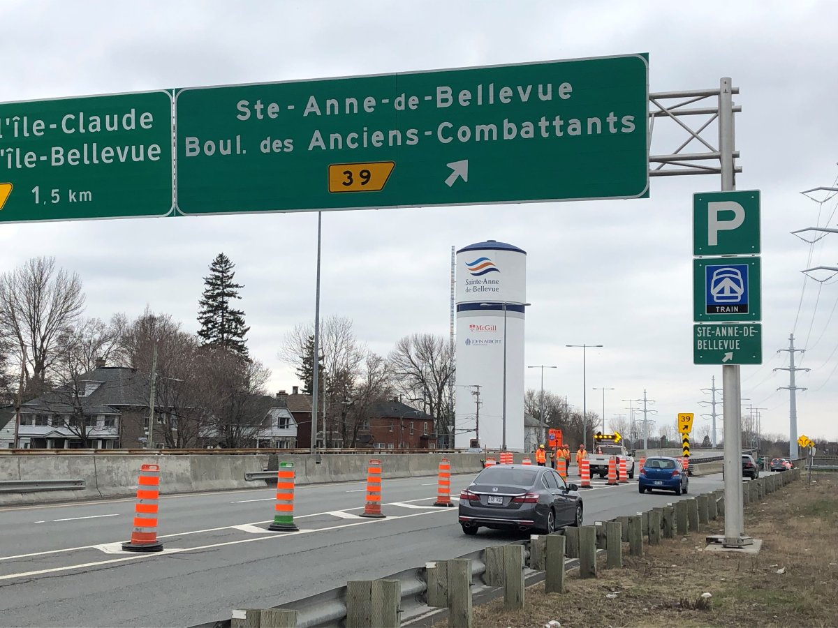 Quebec's Transport Ministry closed the Galipeault Bridge last Saturday.