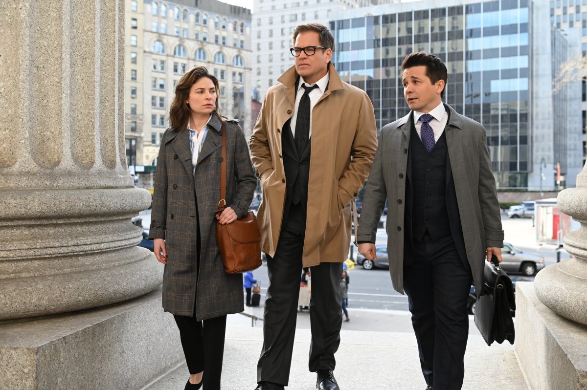 Pictured L-R: Mackenzie Meehan as Taylor Rentzel, Michael Weatherly as Dr. Jason Bull, and Freddy Rodriguez as Benny Colón.