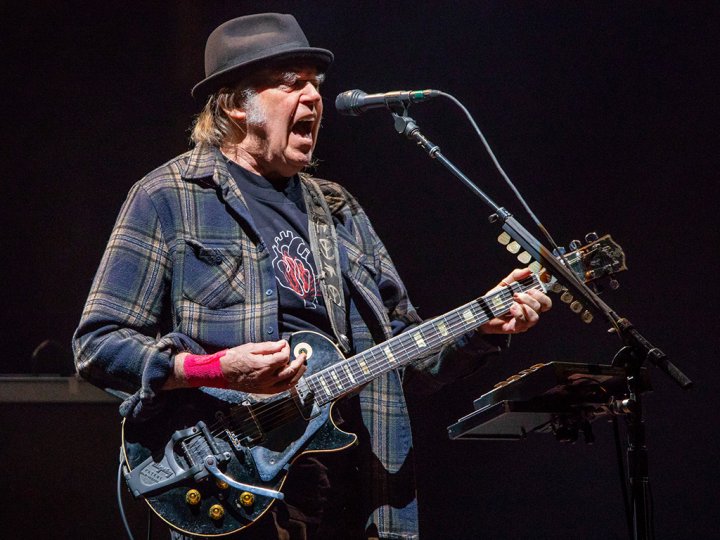 New U.S. citizen Neil Young posts open letter to Donald Trump: ‘You are ...