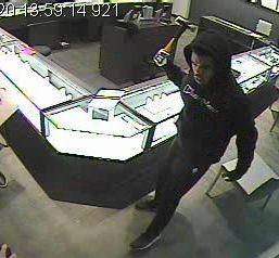 Two suspects who attempted a daytime robbery at a Hamilton jewellery store were caught on camera.
