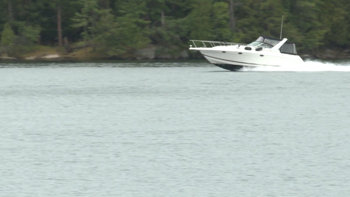 A Leeds and Thousand Islands community organization are handing out free 'No Wake' signs to try to curb erosion along the St. Lawrence River.