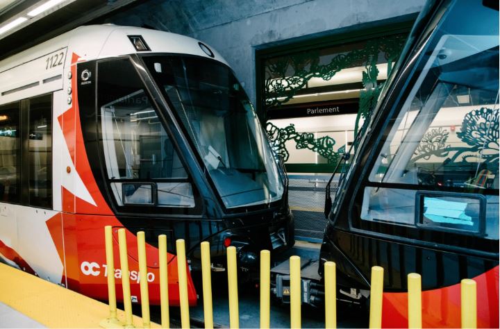 A coupled Ottawa LRT train in the underground Parliament station downtown. 