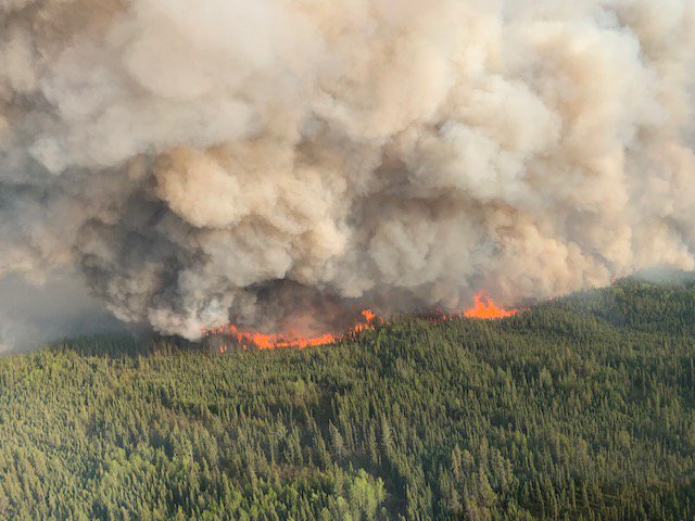 The Trout Creek wildfire in northern Alberta on Sunday, May 26, 2019. 