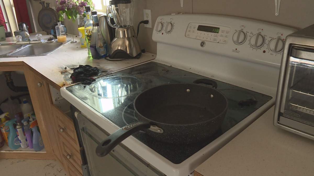 Fire crews respond to stove fire in West Kelowna - image