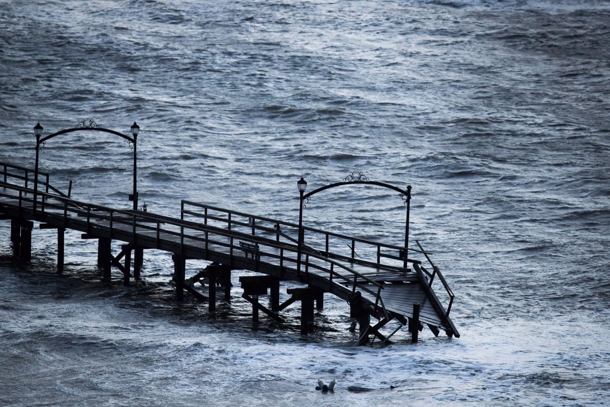 Facing A $2-million Shortfall, White Rock Pier Repairs To Be Covered By ...