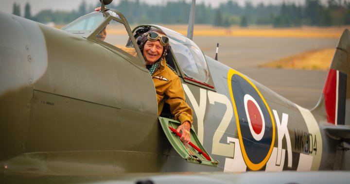 ‘Stocky’ Edwards, top Canadian ace of WWII’s Western Desert campaign, dies