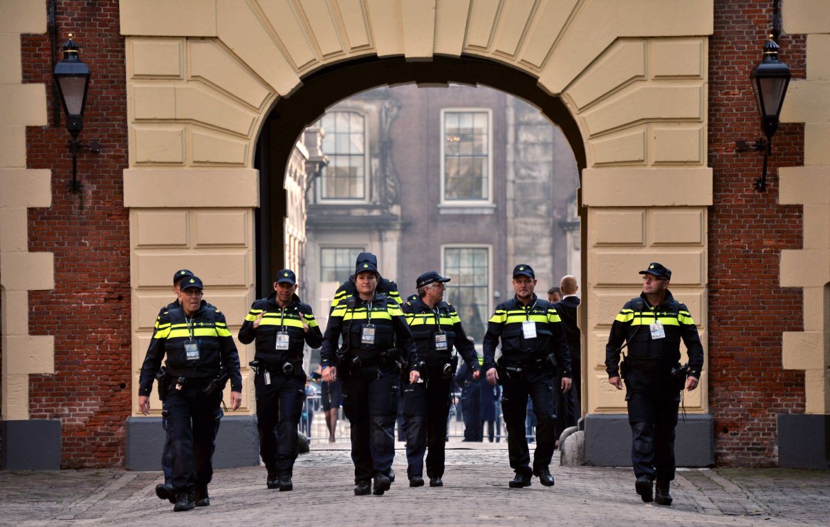 Police at the Binnenhof to secure the proceedings of Prinsjesdag (Prince's Day) in The Hague, Netherlands, 19 September 2017. 