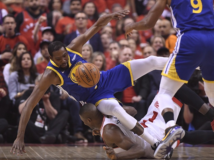 Warriors' Kevin Durant expected to miss Game 6 vs. Rockets with calf injury