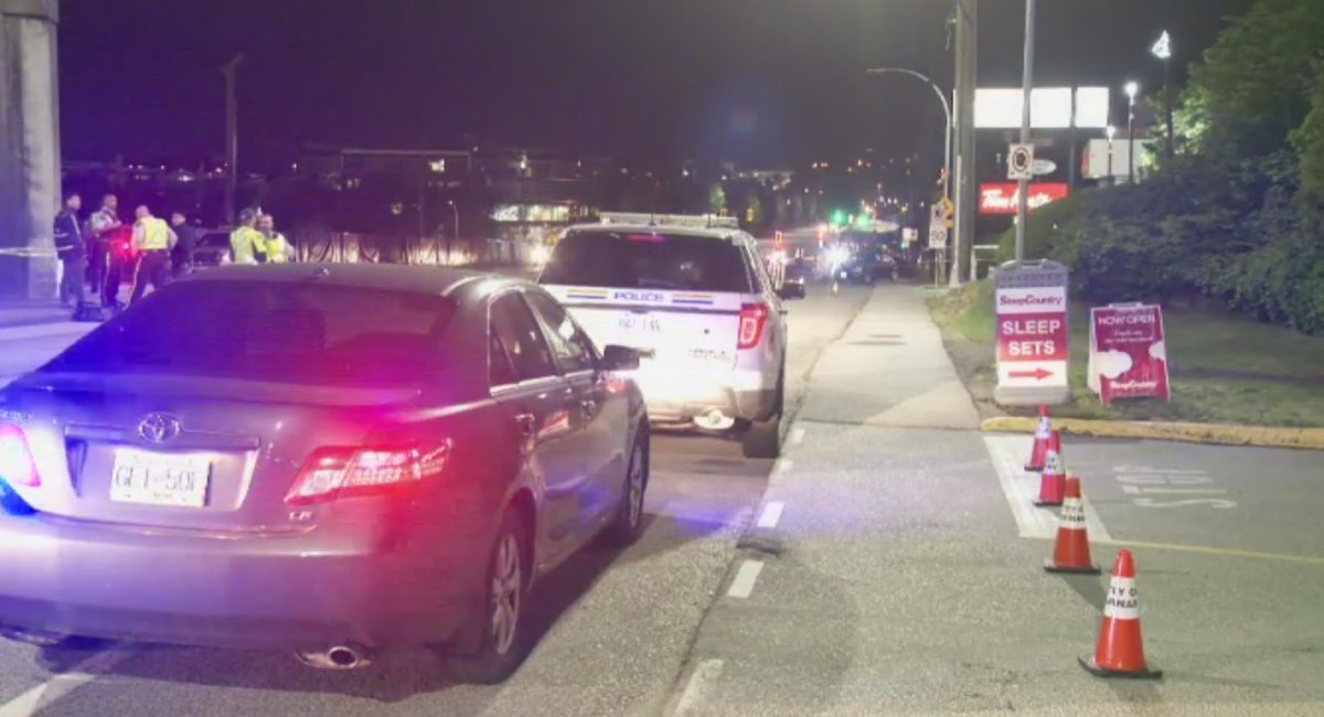 Pedestrian killed in multi-vehicle collision in Burnaby - image