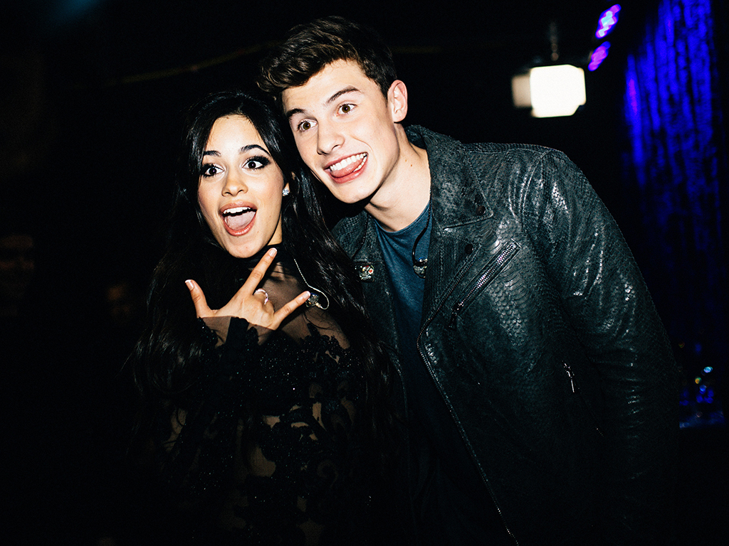 Camila Cabello (L) and Shawn Mendes attend the People’s Choice Awards 2016 at the Microsoft Theater on Jan. 6, 2016 in Los Angeles, Calif.