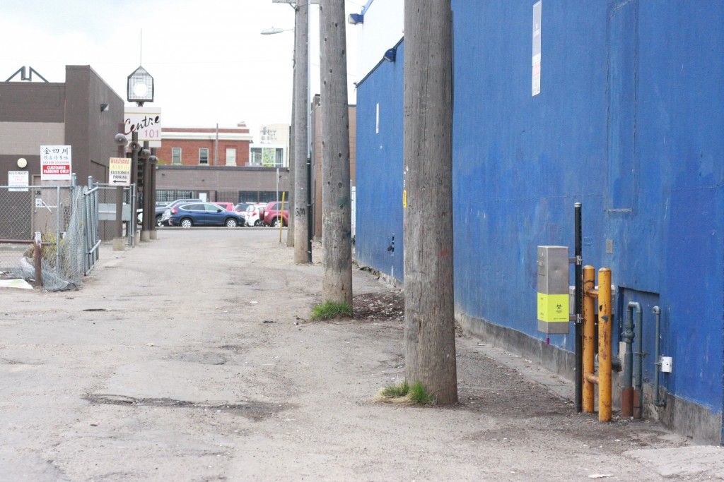 Edmonton installs 23 new safe needle disposal boxes Edmonton