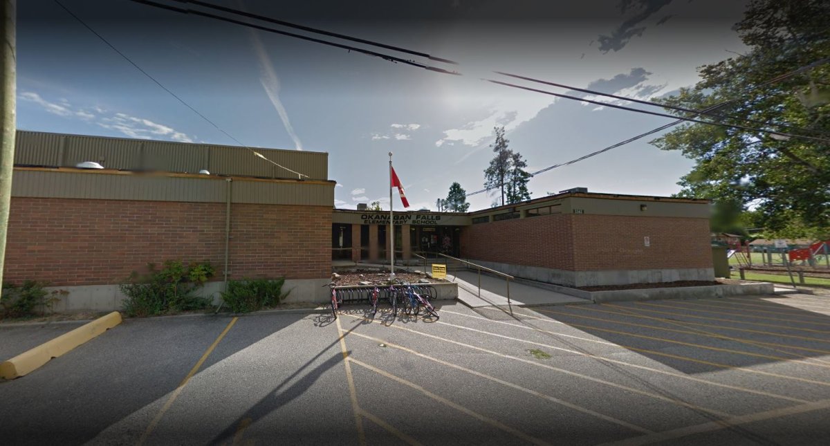 RCMP advised a south Okanagan elementary school to lock all its exterior doors as they searched for two alleged car thieves. 