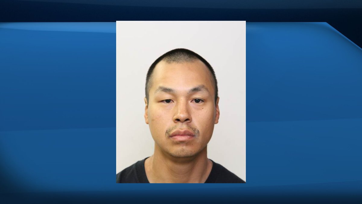 Edmonton police are warning residents that a convicted violent offender will be living in the Edmonton area.