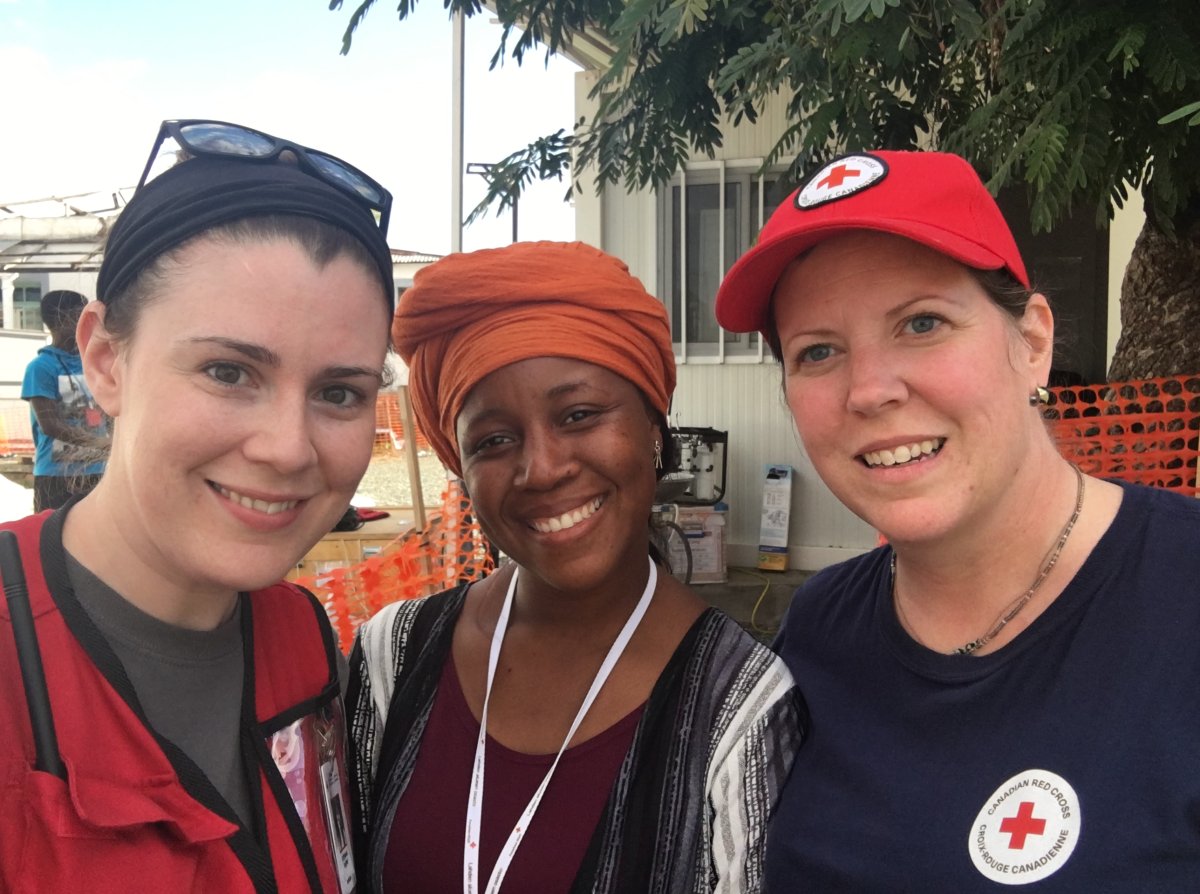  Stephanie Murphy (left) with Marcia, a Mozambican translator, and Jaime Burgoyne, a labour and delivery nurse from Brandon, Man.