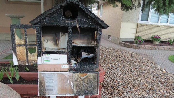 The community is rallying together after the Little Free Library in Regina's Normanview neighbourhood was set on fire on Canada Day. 