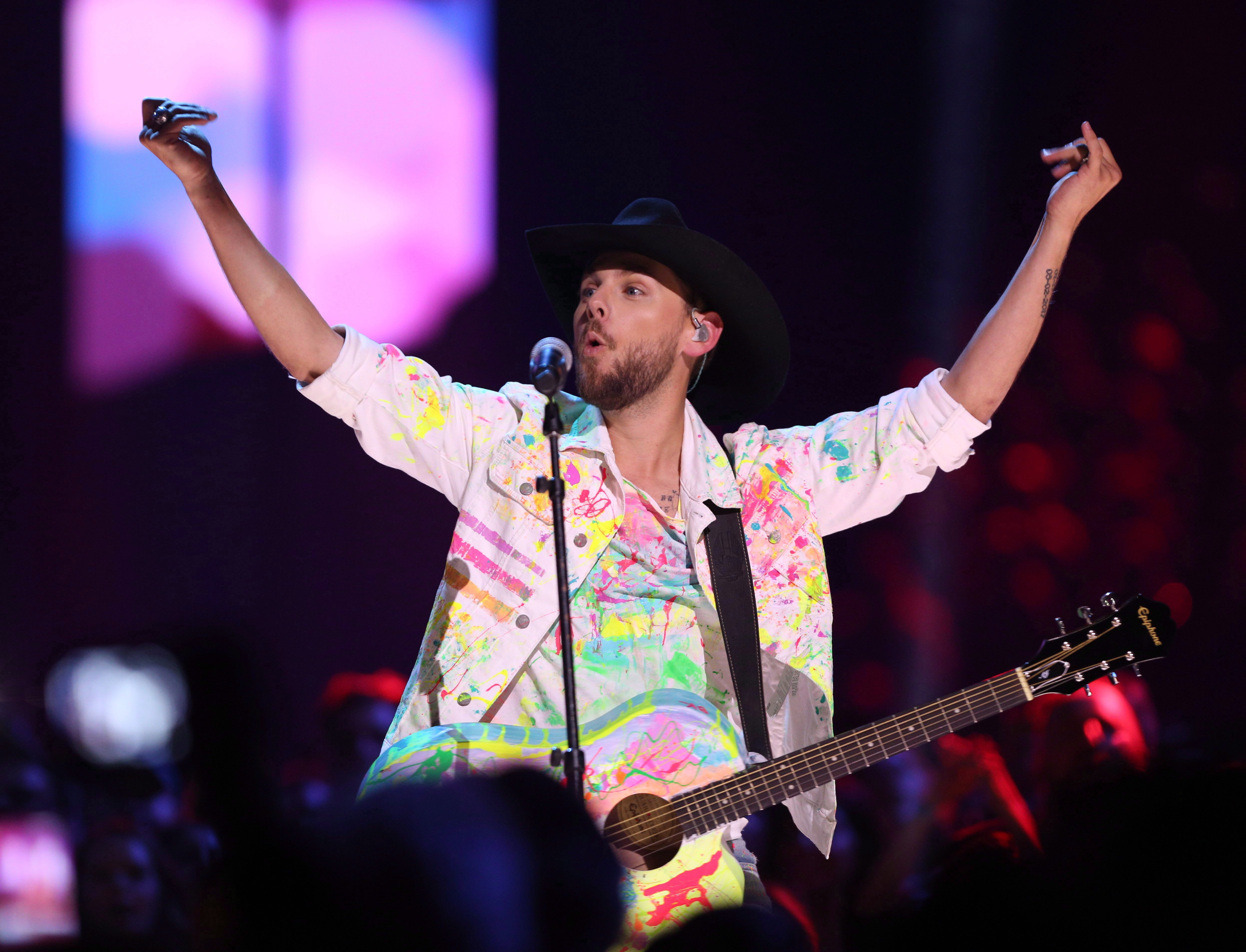 Пригответе се за две стъпки пр н е Наградите за канадска кънтри