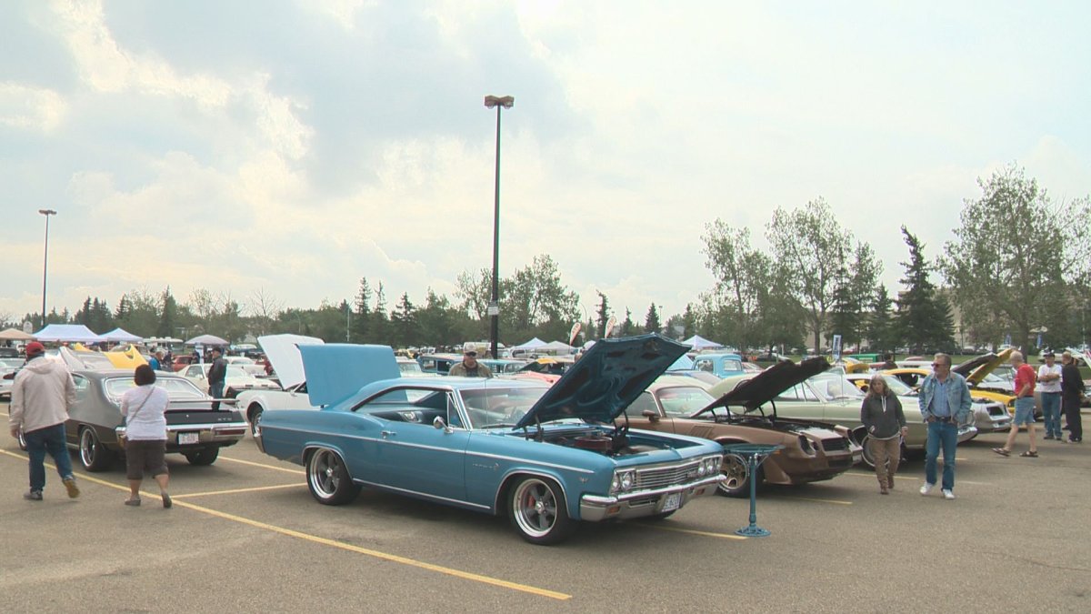 In photos Classic car lovers cruise through history at annual Edmonton