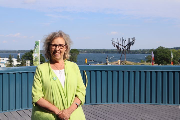 Green Party leader Elizabeth May stopped in Barrie on Thursday as part of a tour across the country that is listening to what's important to residents in different Canadian communities ahead of the October federal election.