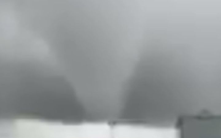 A still image from a video of what appears to be a funnel cloud. The viewer who submitted the video to Global News said they captured the images at about 2:35 p.m., about five kilometres north of the intersection of Highway 9 and Highway 41.