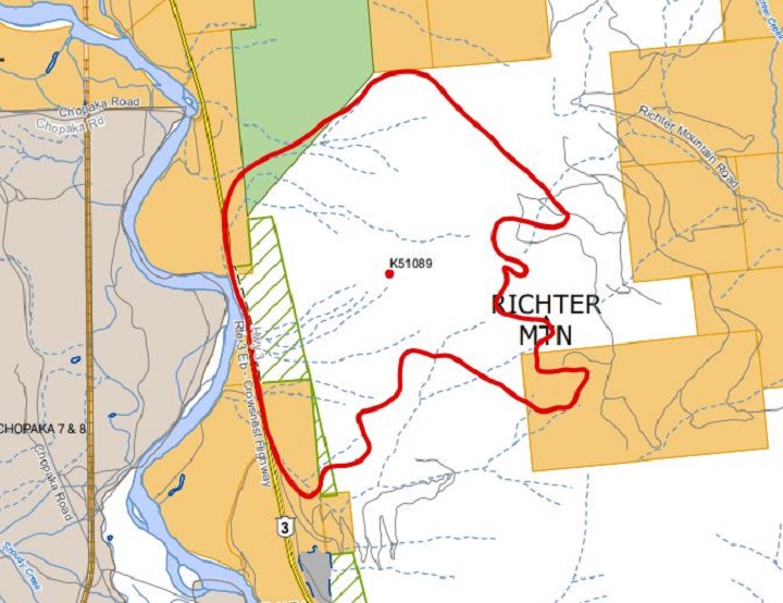 A map outlining the Richter Mountain wildfire near Cawston, B.C.